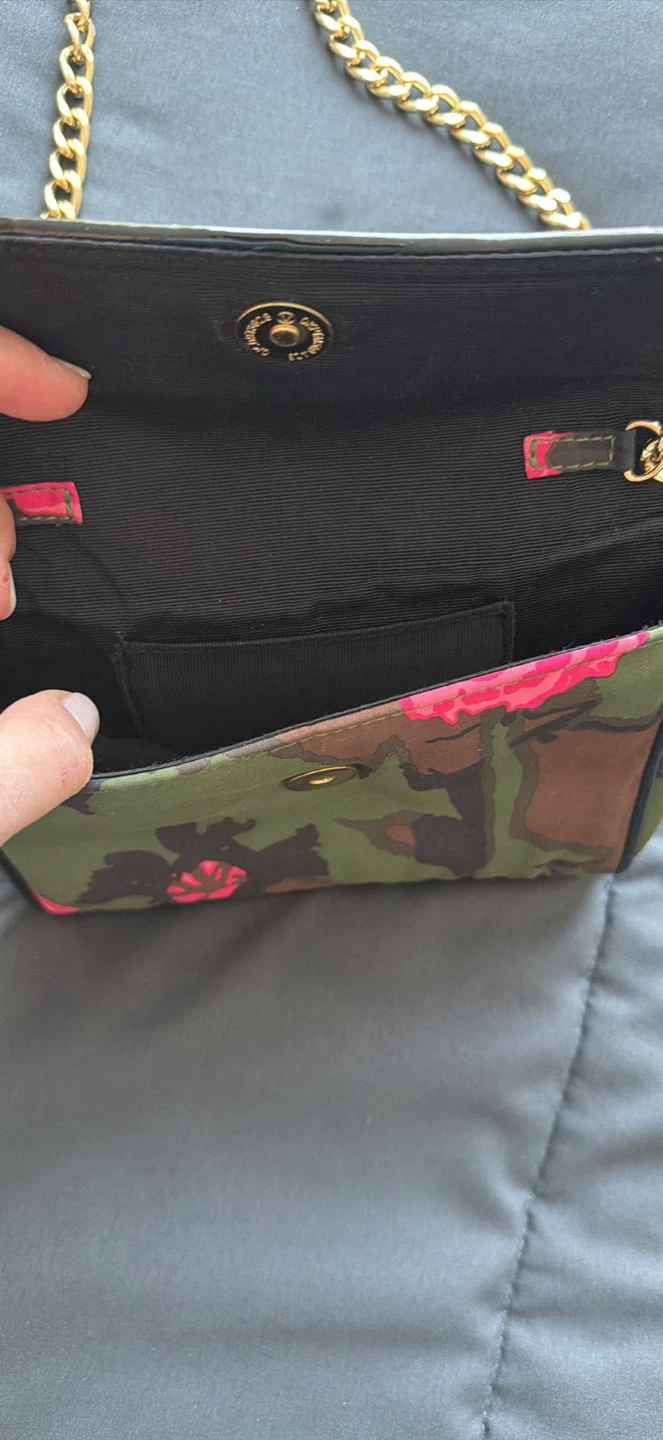 Diana Broussard Camo Rose Print Crossbody Bag🏆 - photo 2