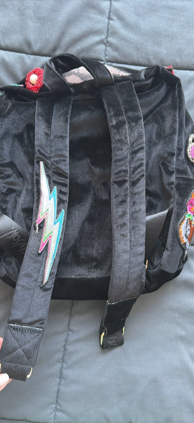 Betsey Johnson Black Velvet Backpack🏆 - photo 3