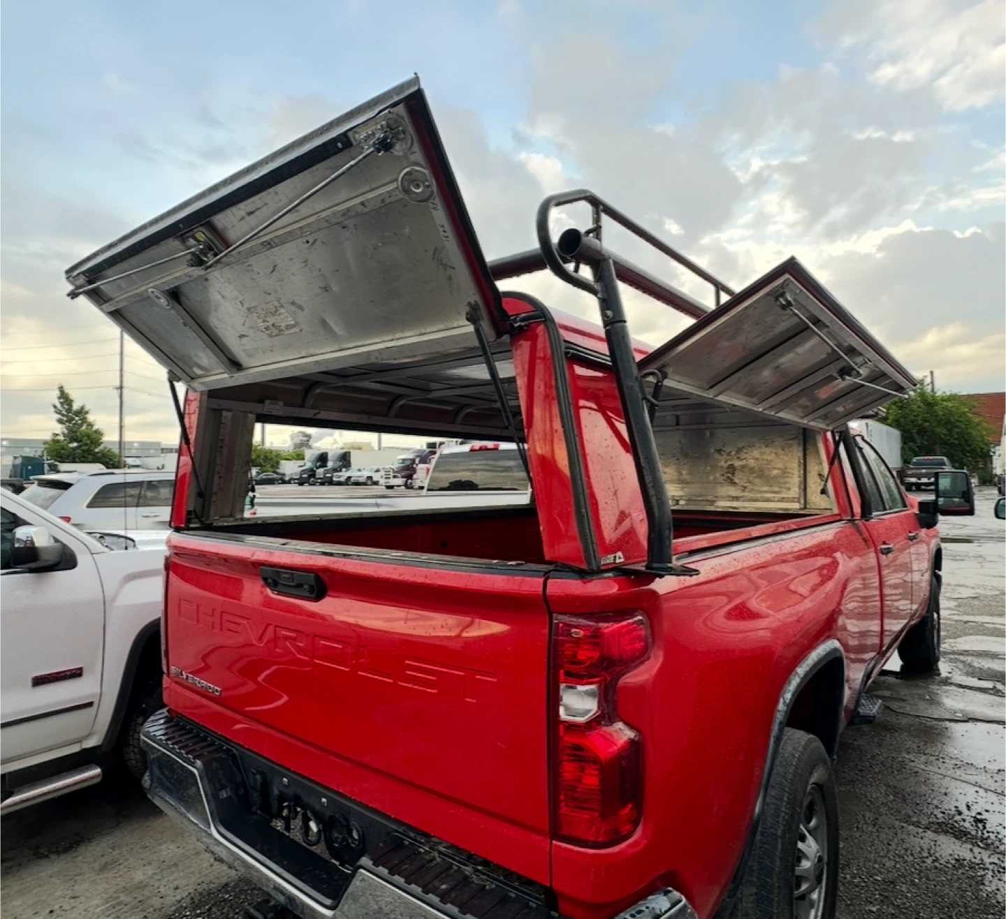 Camper topper cap for Silverado 2500 Long bed 8"