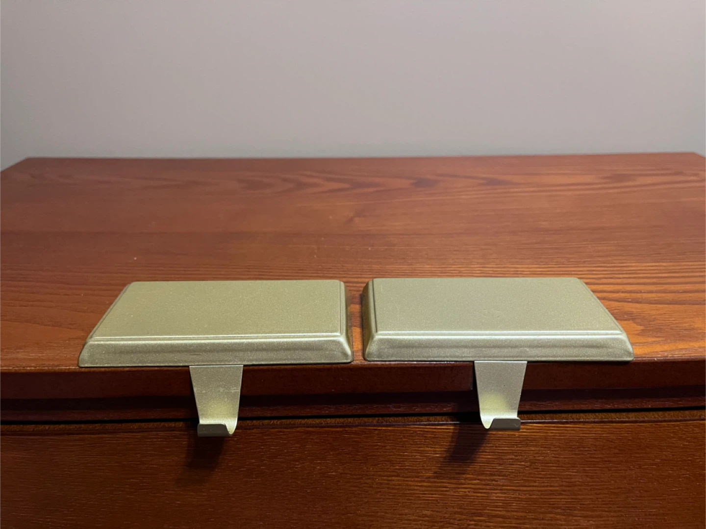 4 METAL CHRISTMAS STOCKING HOLDERS - photo 4