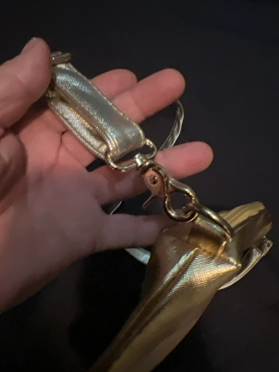 Sassy Gold Shoulder Bag - photo 3