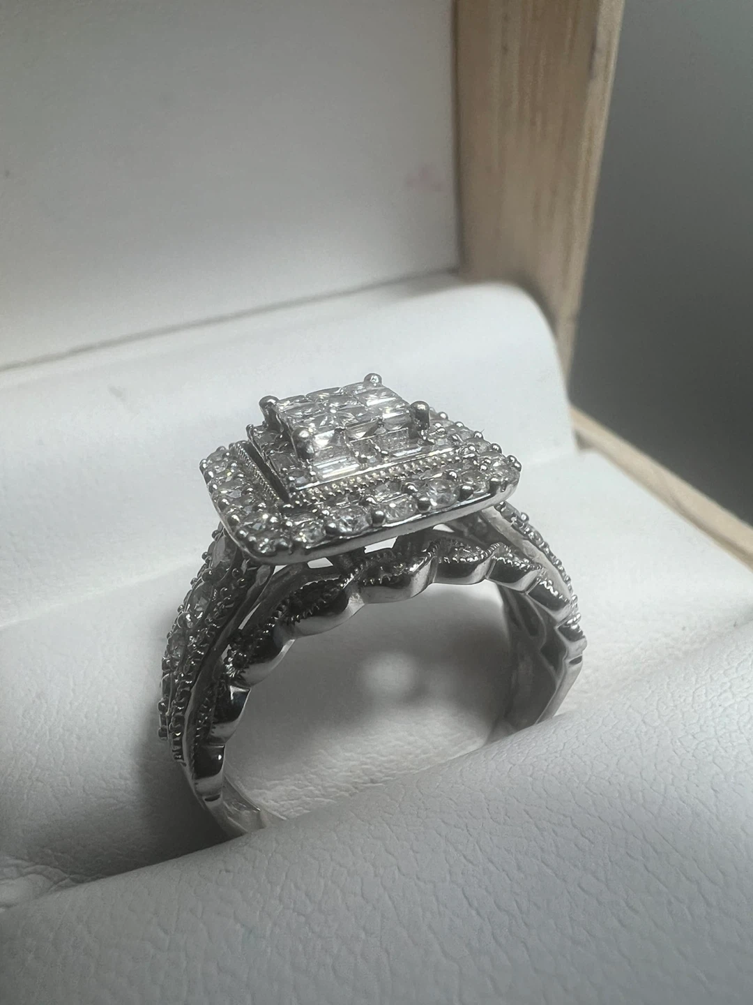 10 k Diamond Ring 1.00 CTW - photo 2