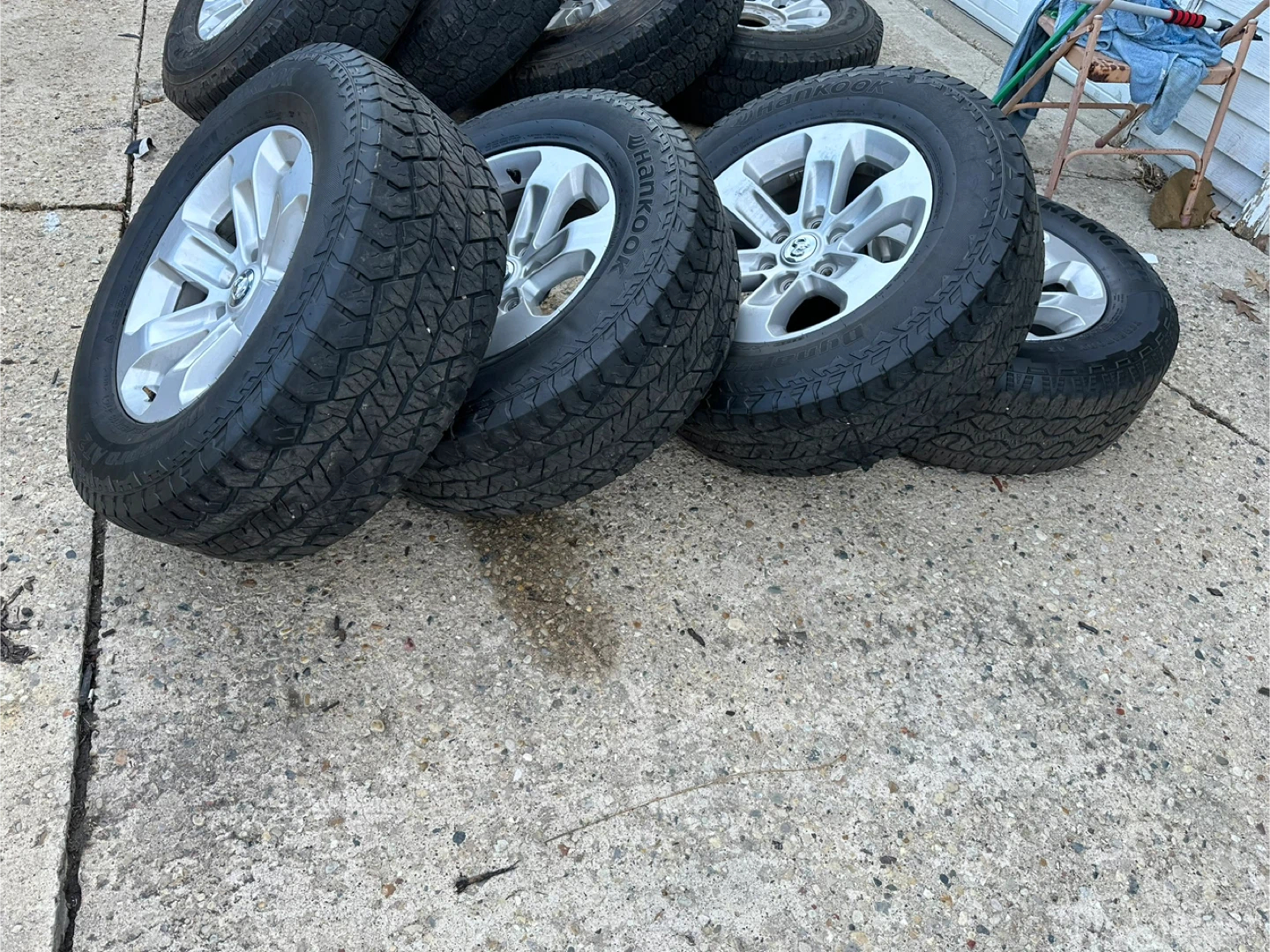 275/65/R18 hankook dodge ram 2019 wheels and tires - photo 4