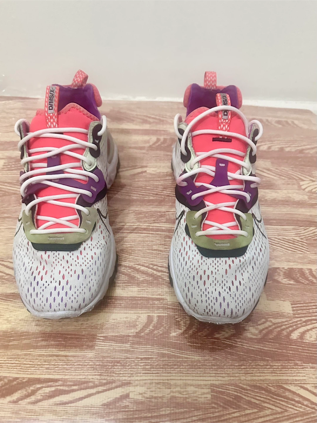 Nike React Vision Shoes - Size 9.5 - photo 3