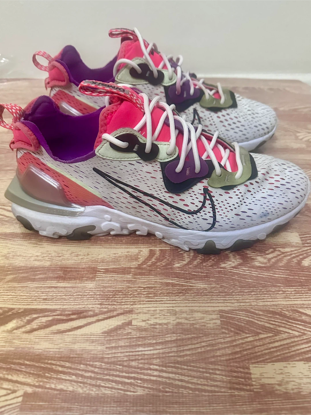 Nike React Vision Shoes - Size 9.5 - photo 4