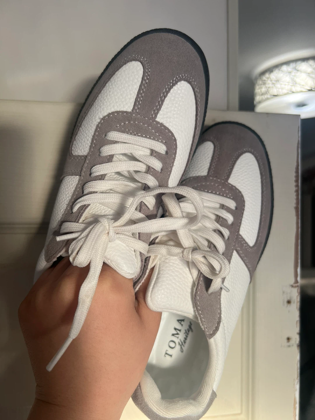 Tomaz Heritage White & Grey Sneakers