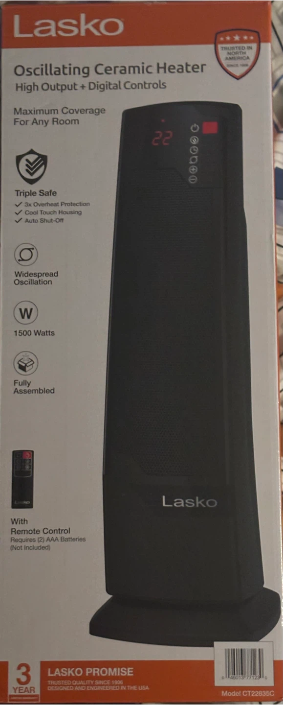 Lasko Oscillating Ceramic Space Heater w/ Remote