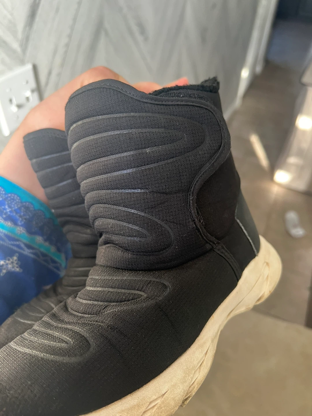 Joe Fresh Black Boots - photo 3