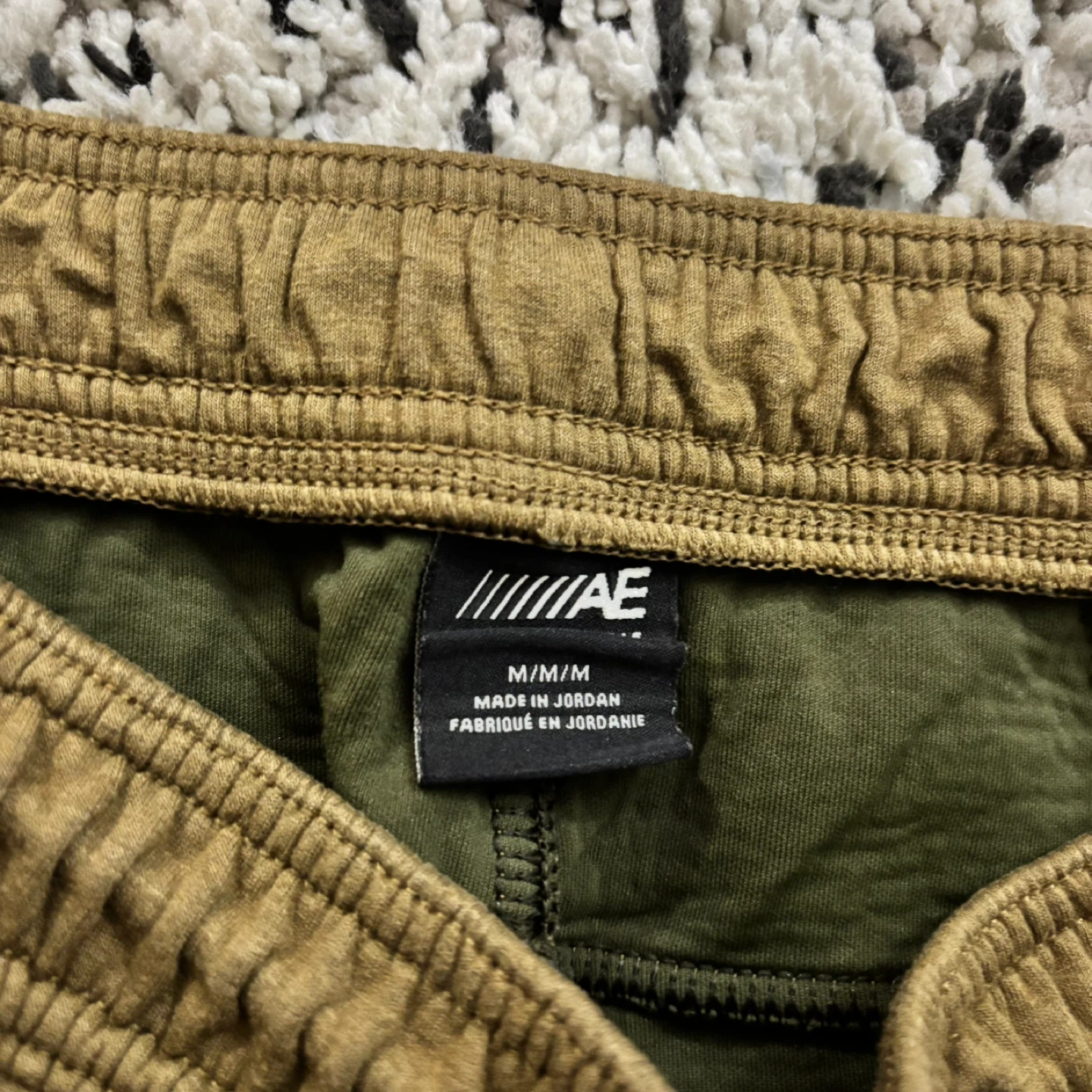 AE Joggers - Size M - Brown - photo 3