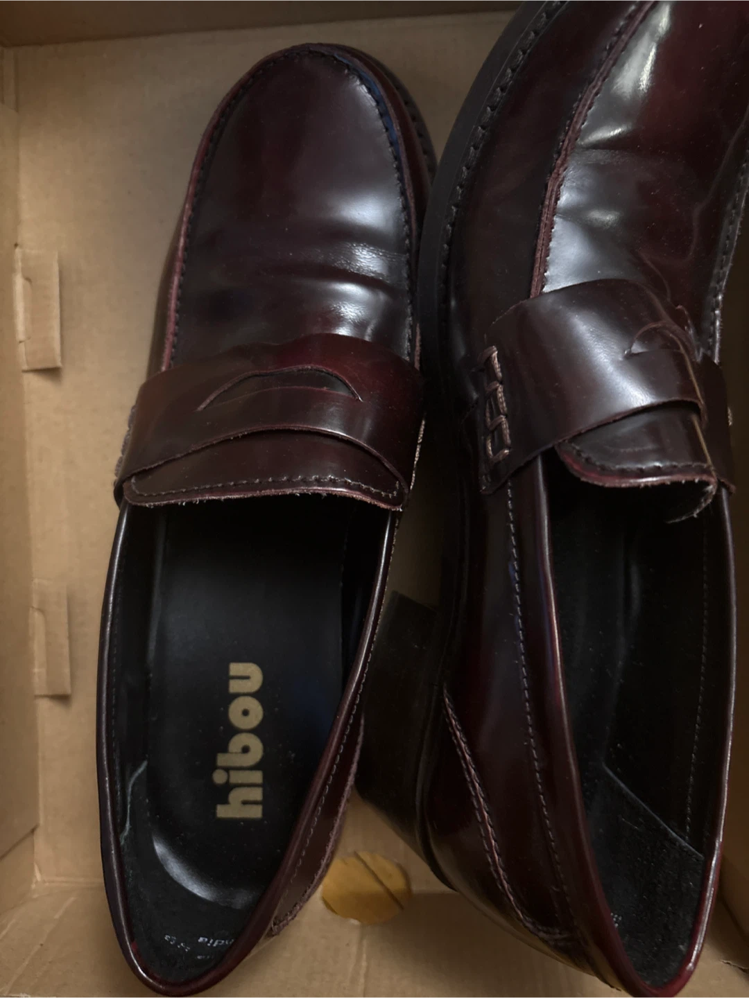 Hibou Burgundy Loafers