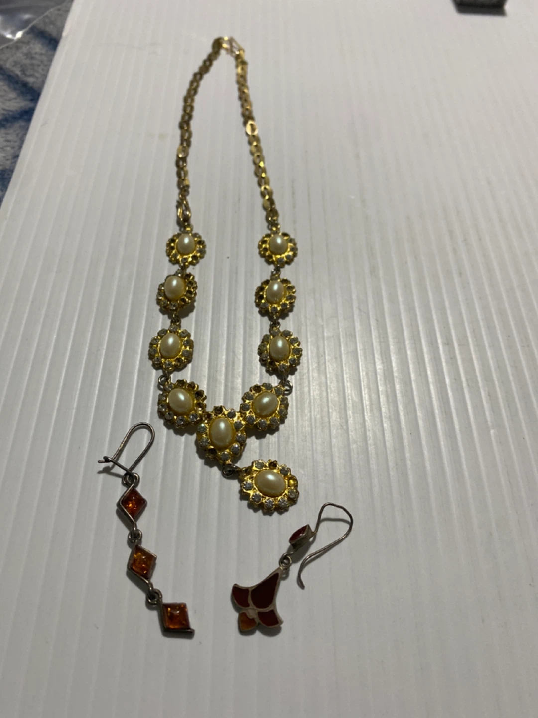 Assorted Costume Jewellery - photo 3