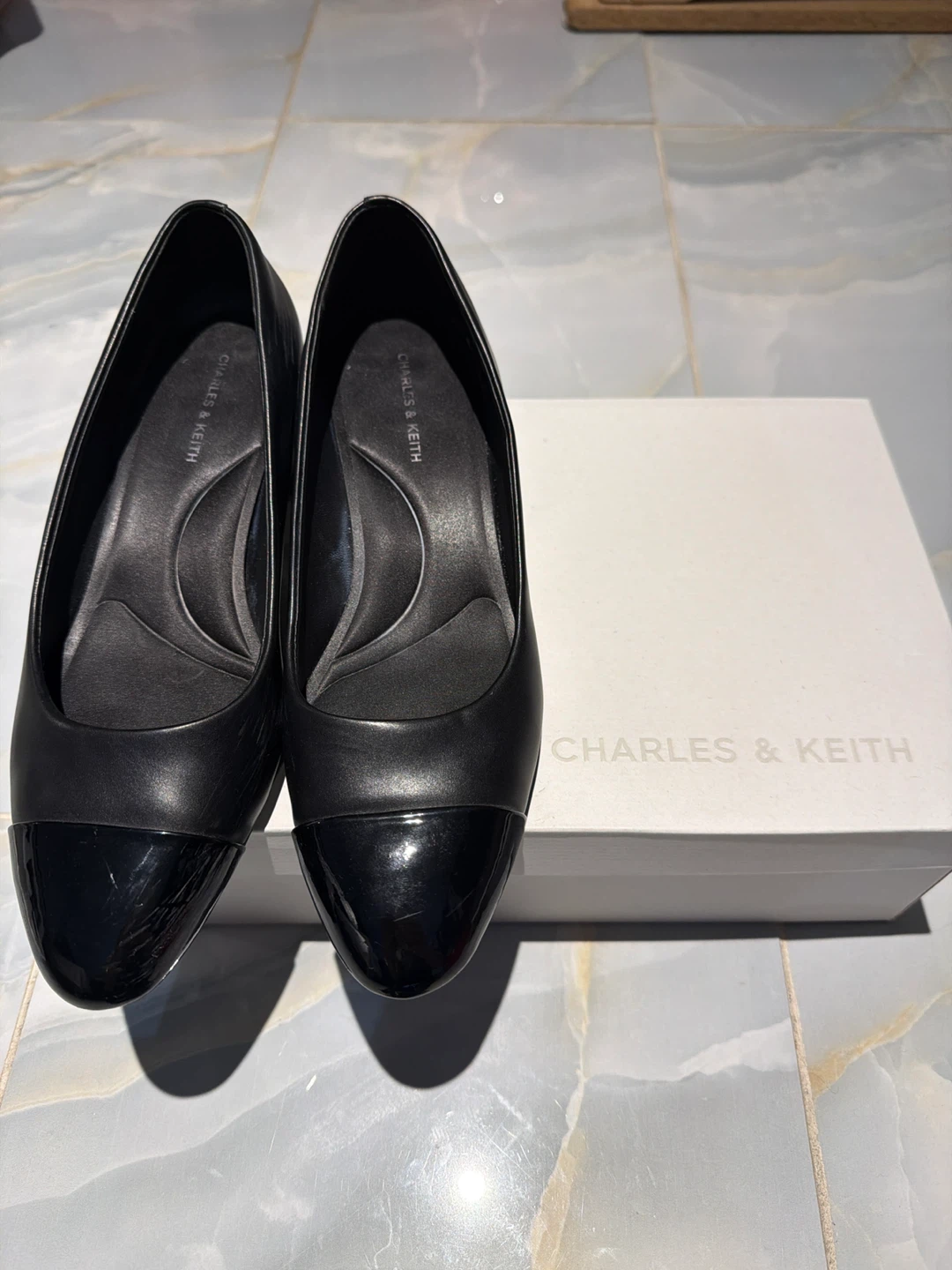 Charles & Keith Black Heels - Size 38 - photo 2