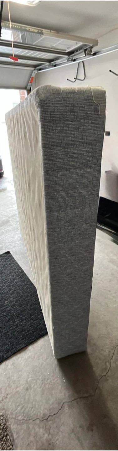 Queen size Box Spring Mattress - photo 3