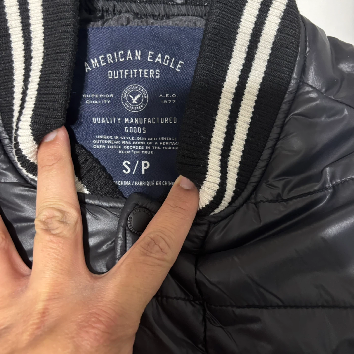 American Eagle Outfitters Bomber Jacket Size S - photo 3