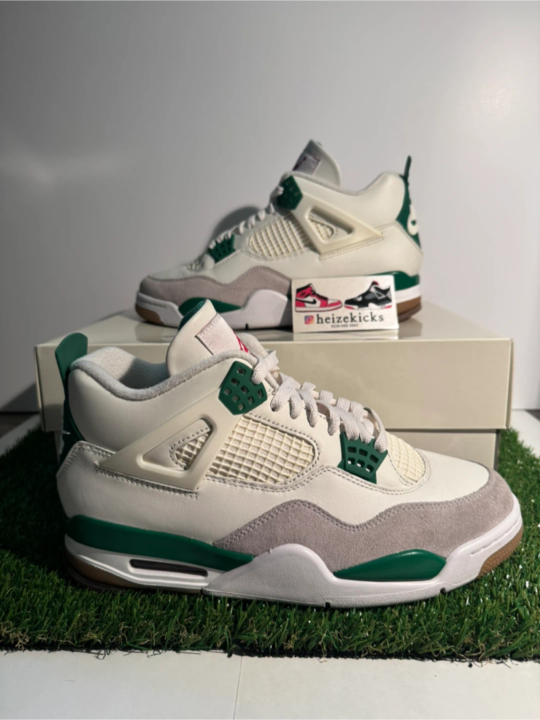 Jordan 4 SB Pine Green size 8.5