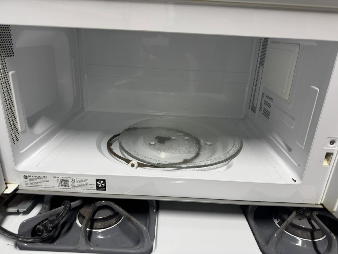 GE JVM6175DK2WW Household Microwave Oven - photo 3