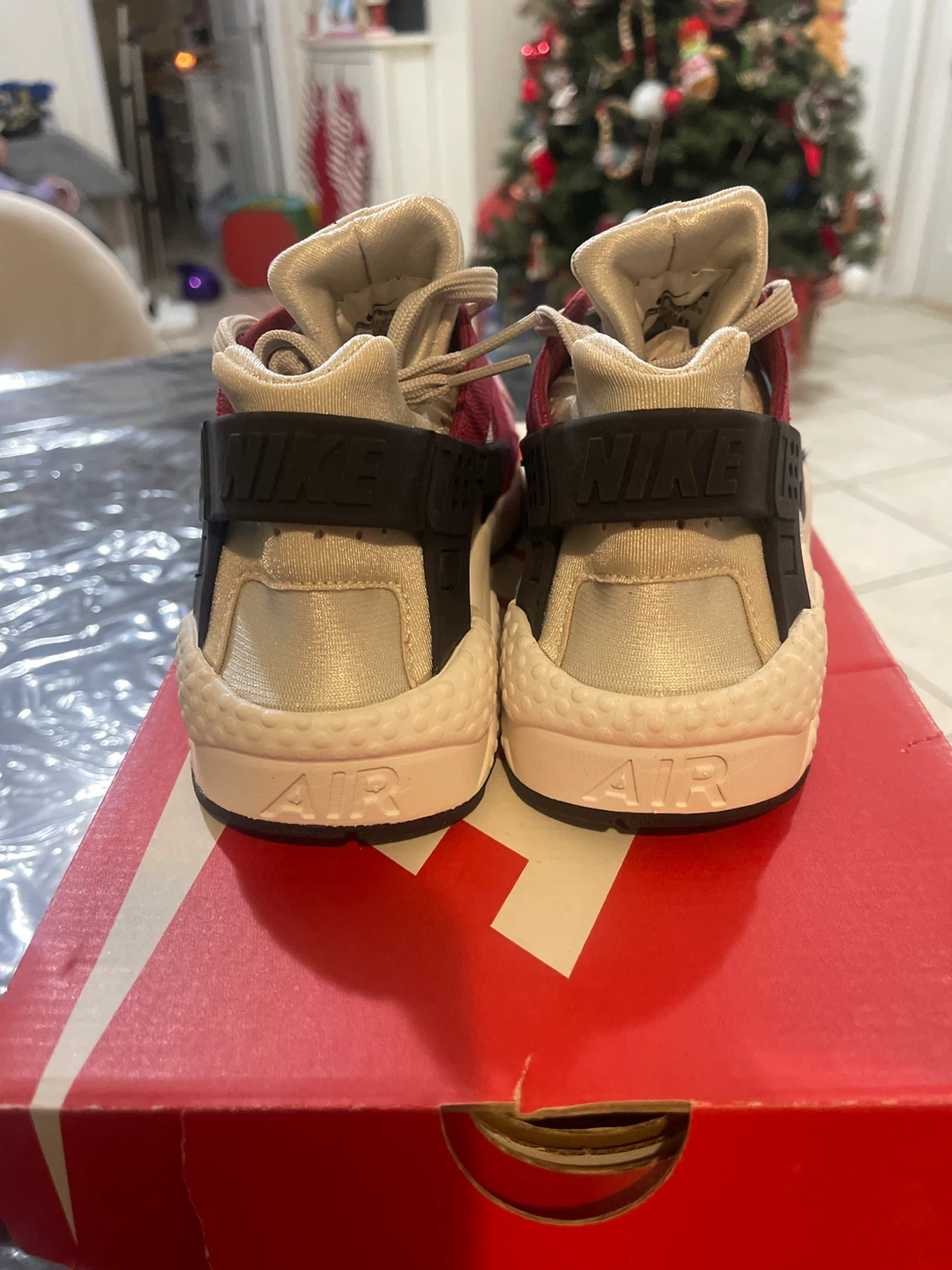 Nike Air Huarache Run PRM - Women's Size 7 - photo 3