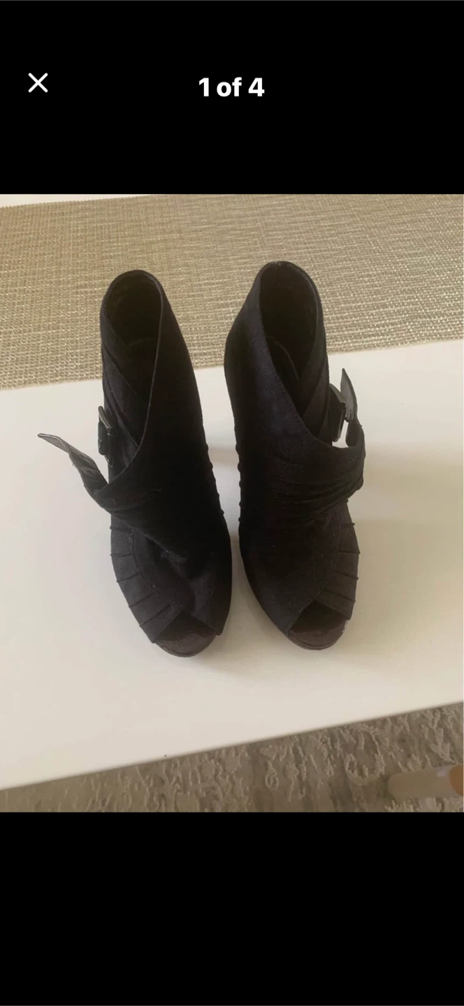 Cole Haan Black Suede Heels, Size 7 - photo 3