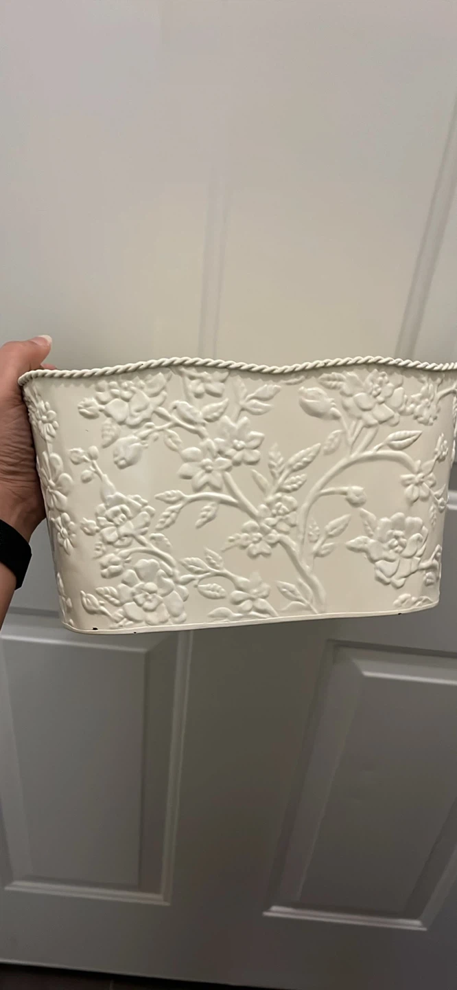 Floral Patterned White Planter - photo 2