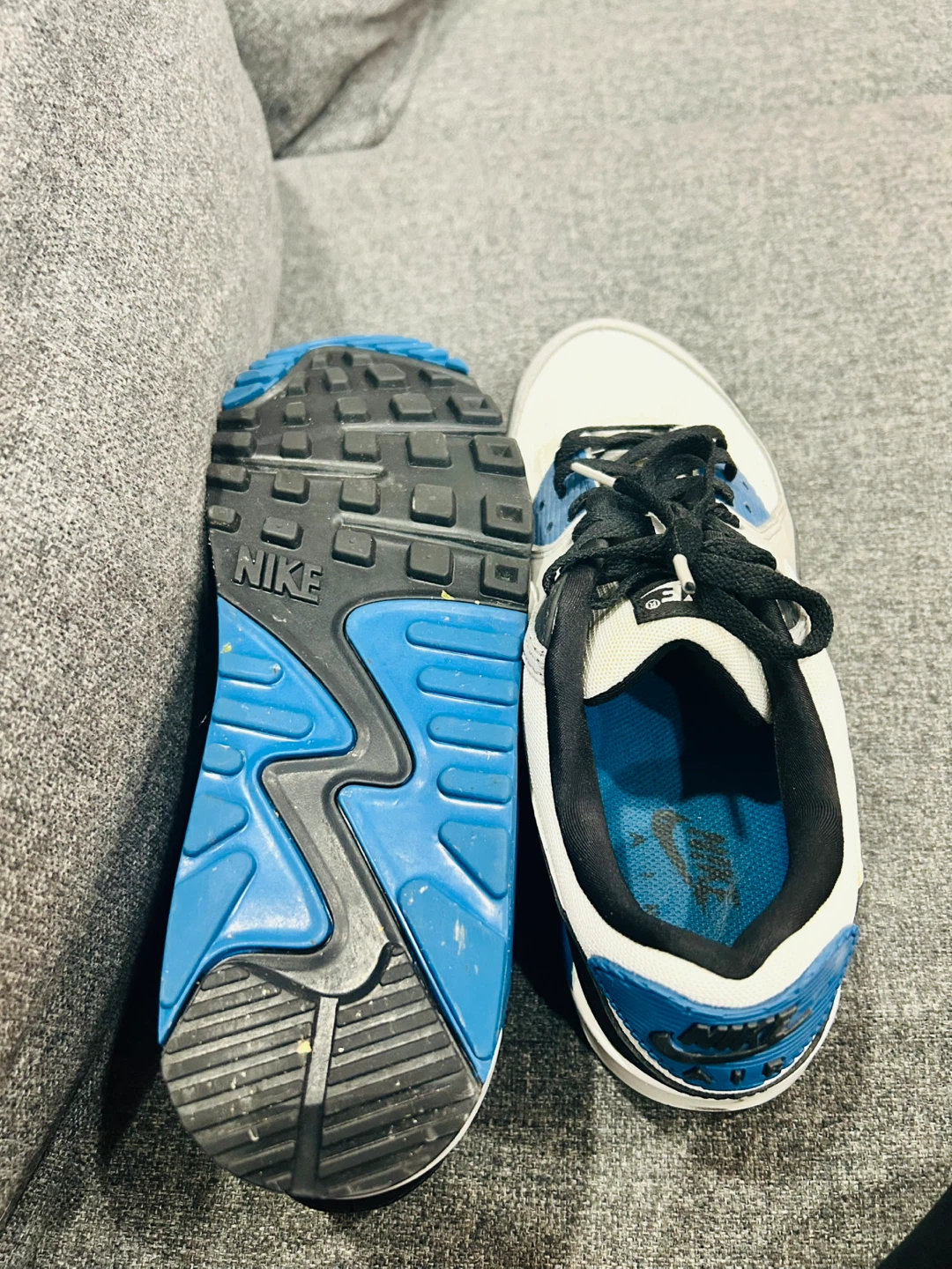 Nike Air Max 90 - Blue & White- size 9 - photo 2