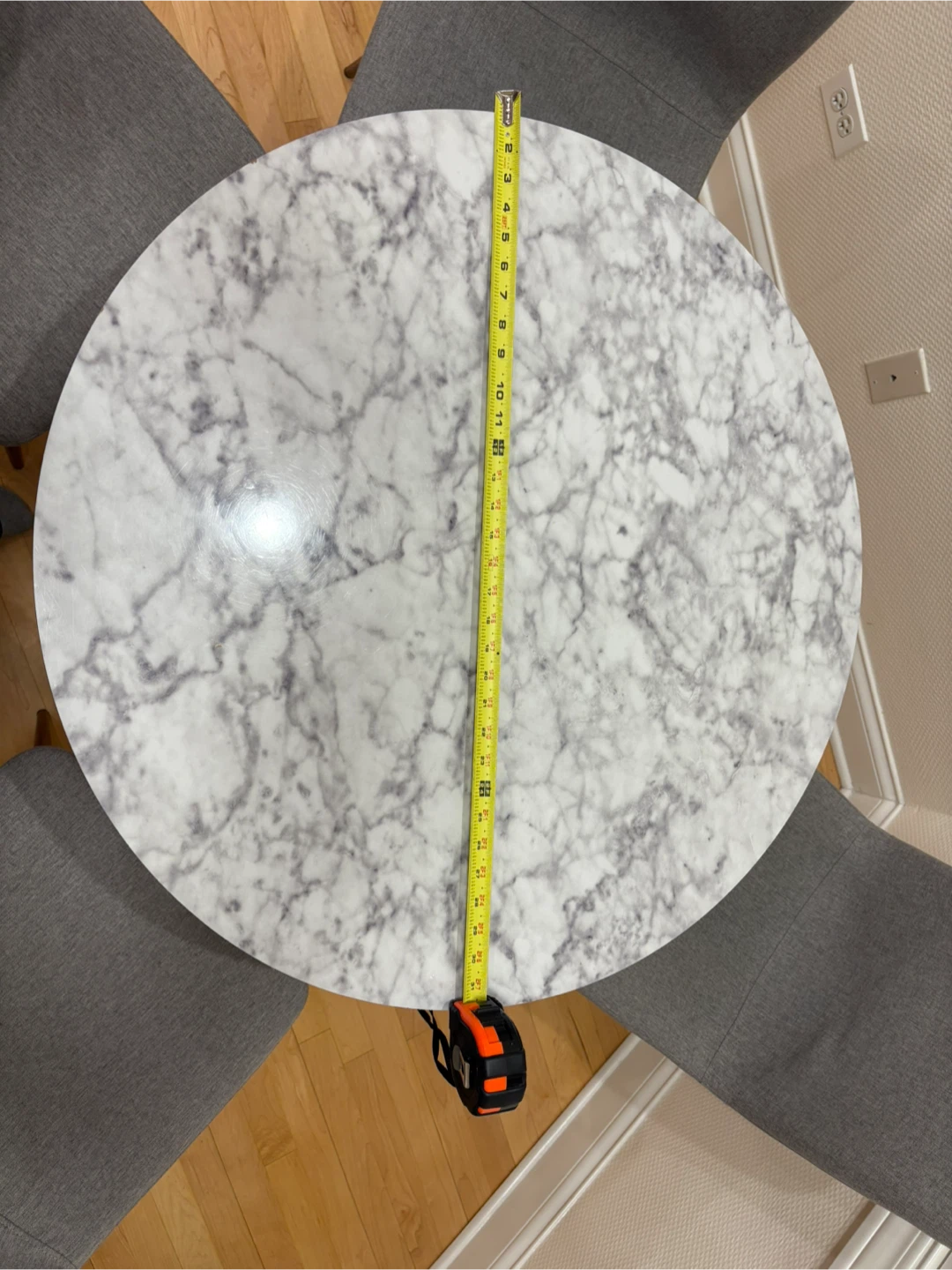 Round Marble Dining Table - photo 2
