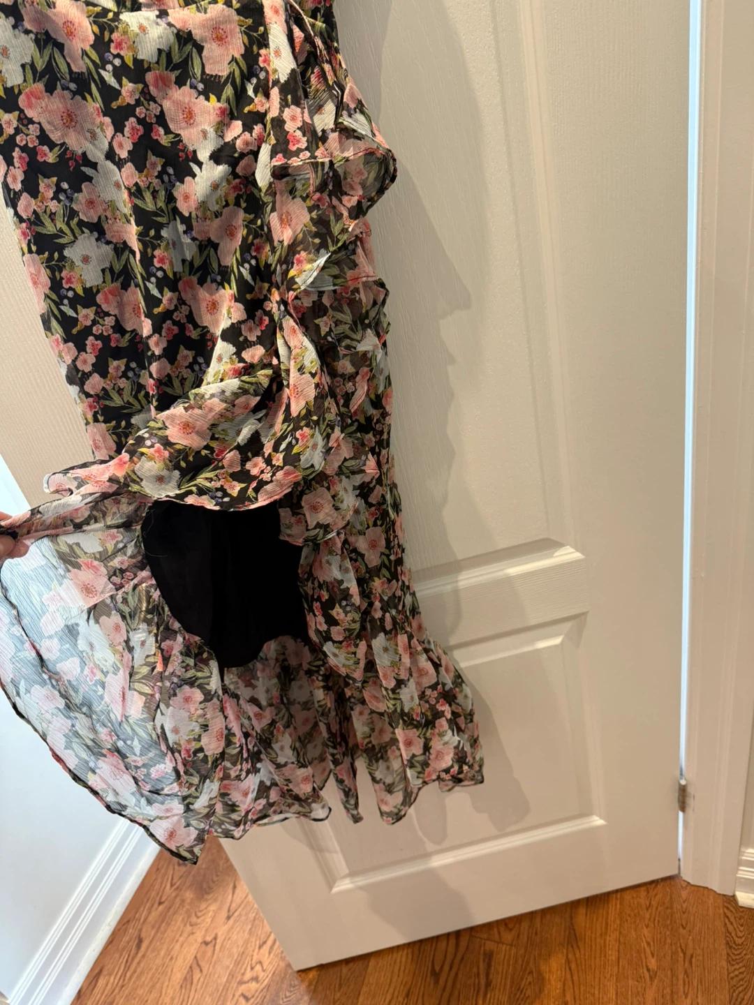 ASTR The Label Black Red Floral Dress - photo 2