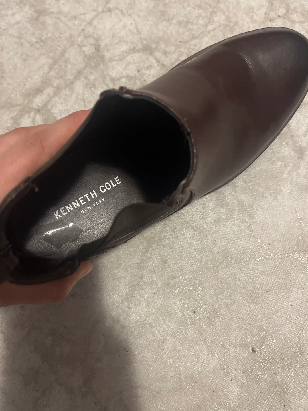 Kenneth Cole Brennan Chelsea Boots - Size 9 - photo 3