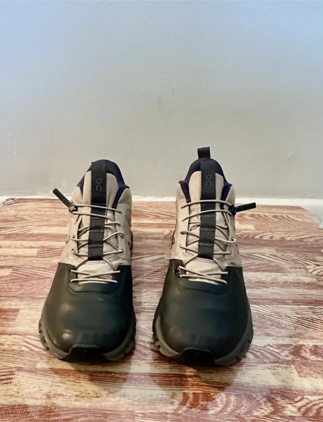 On Cloudtrax Hiking Boots - US Size 9.5 Men’s - photo 5