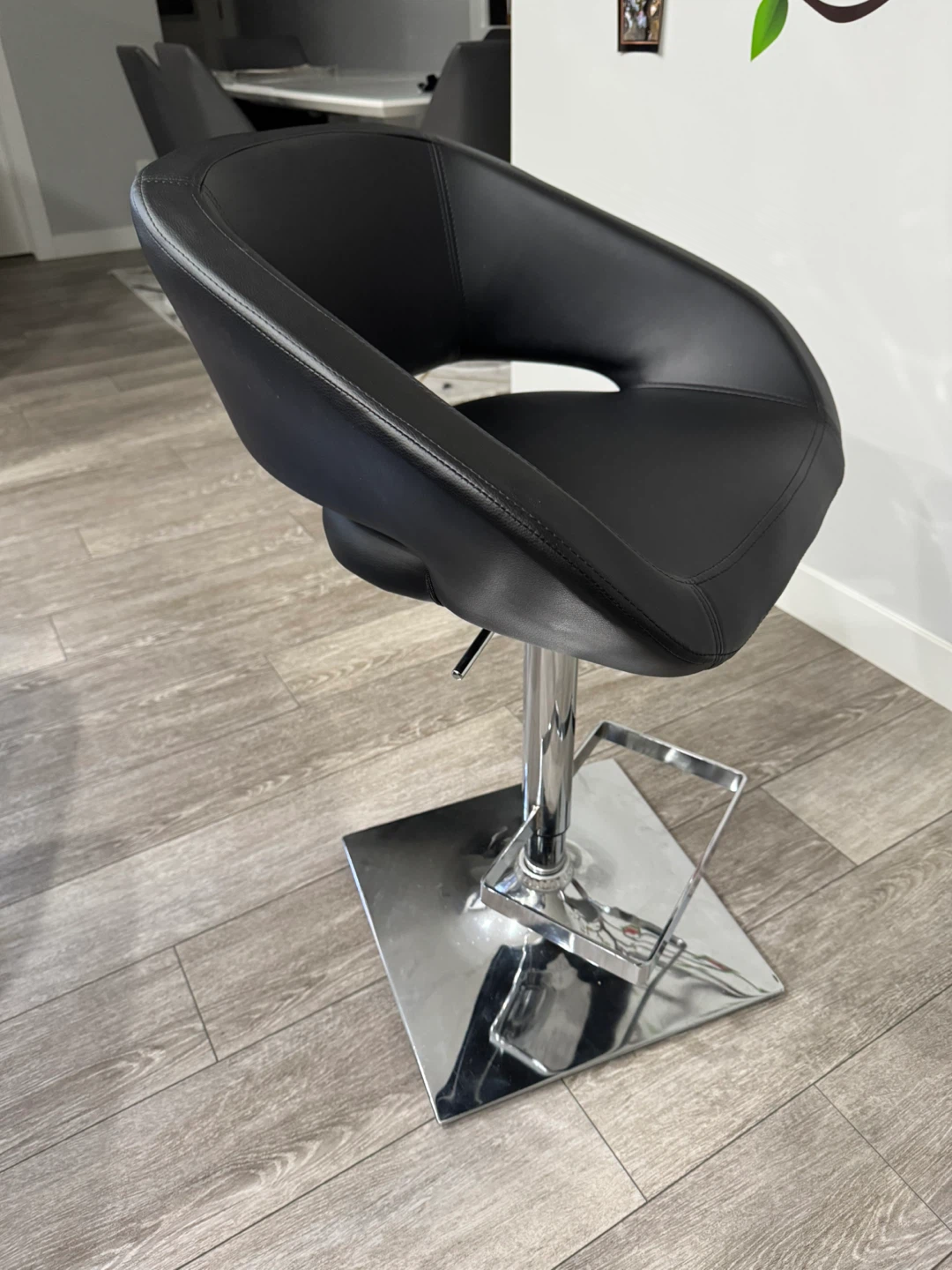 Black Swivel Bar Stool - photo 2