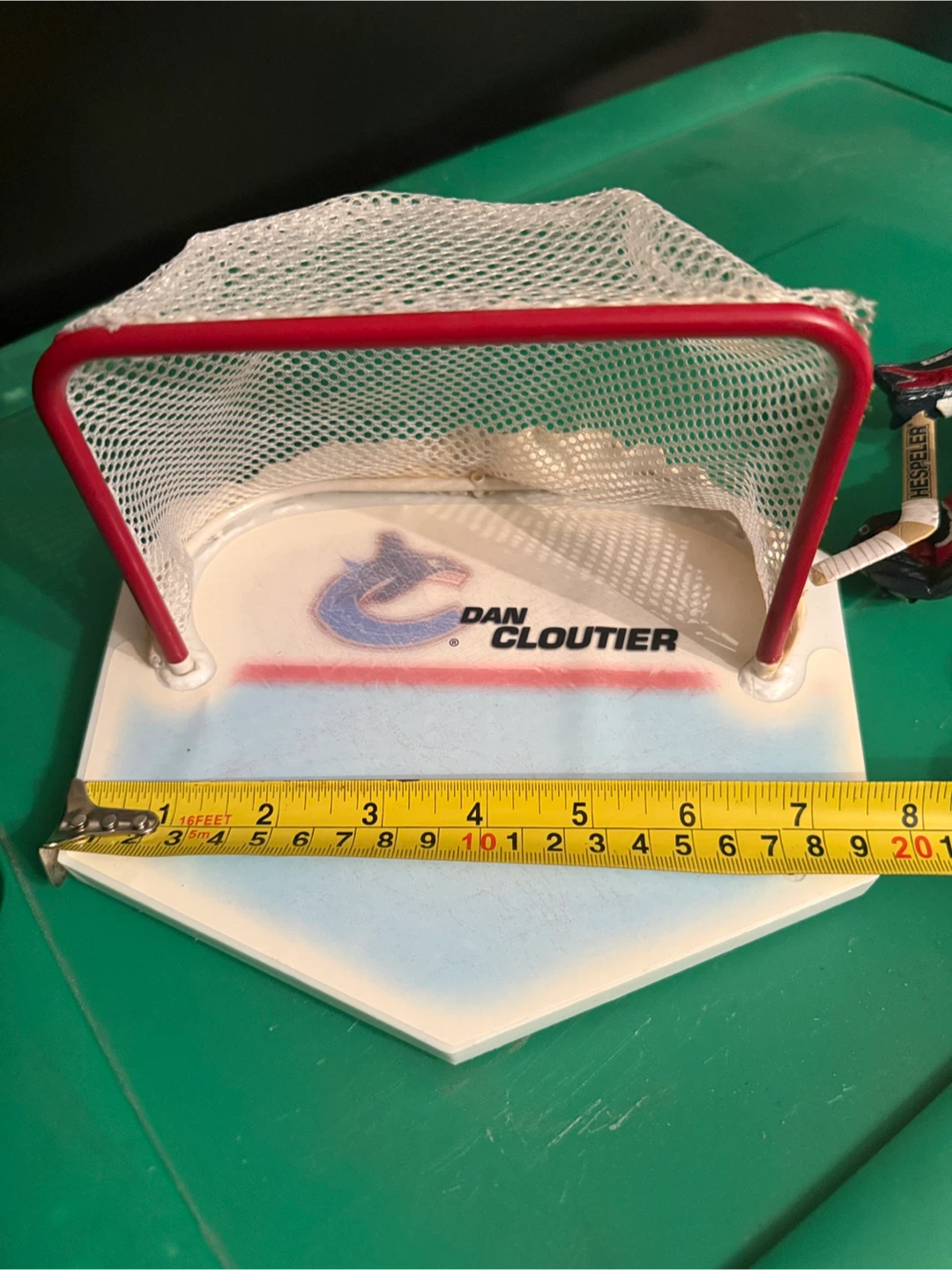 Dan Cloutier Vancouver Canucks Goalie Figurine - photo 5