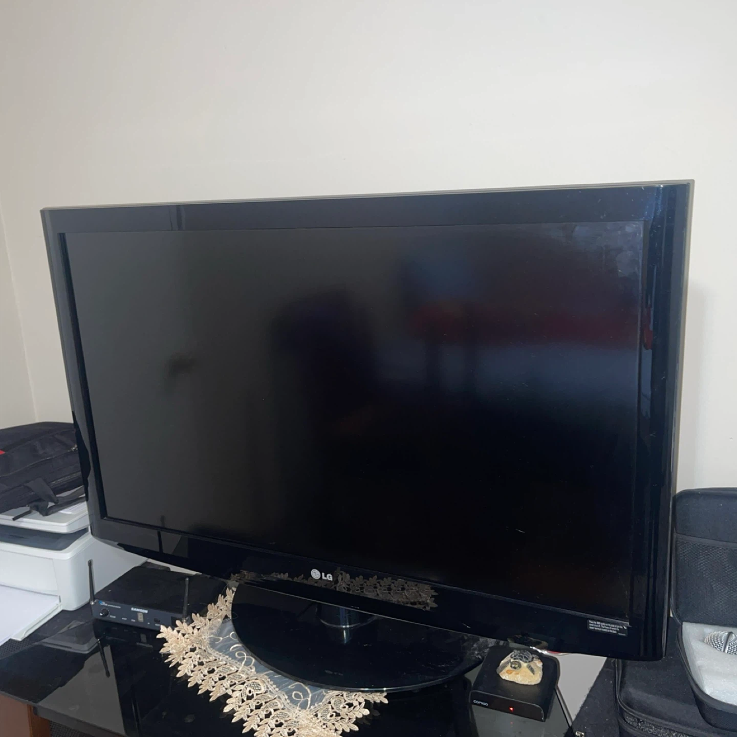 LG 42LH20 42" LCD TV