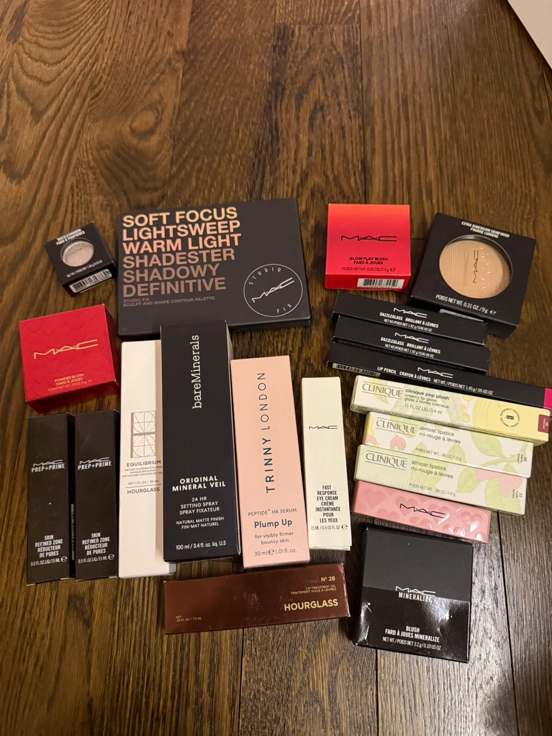MAC, Clinique, bareMinerals, Hourglass Cosmetics Bundle