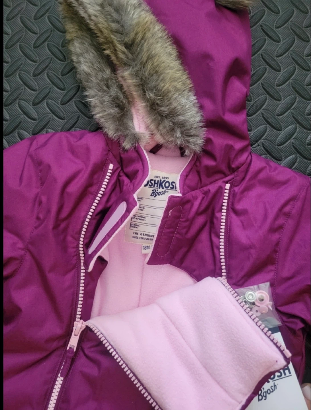 OshKosh Bgosh 18M Purple Snowsuit - Great Condition! - photo 2
