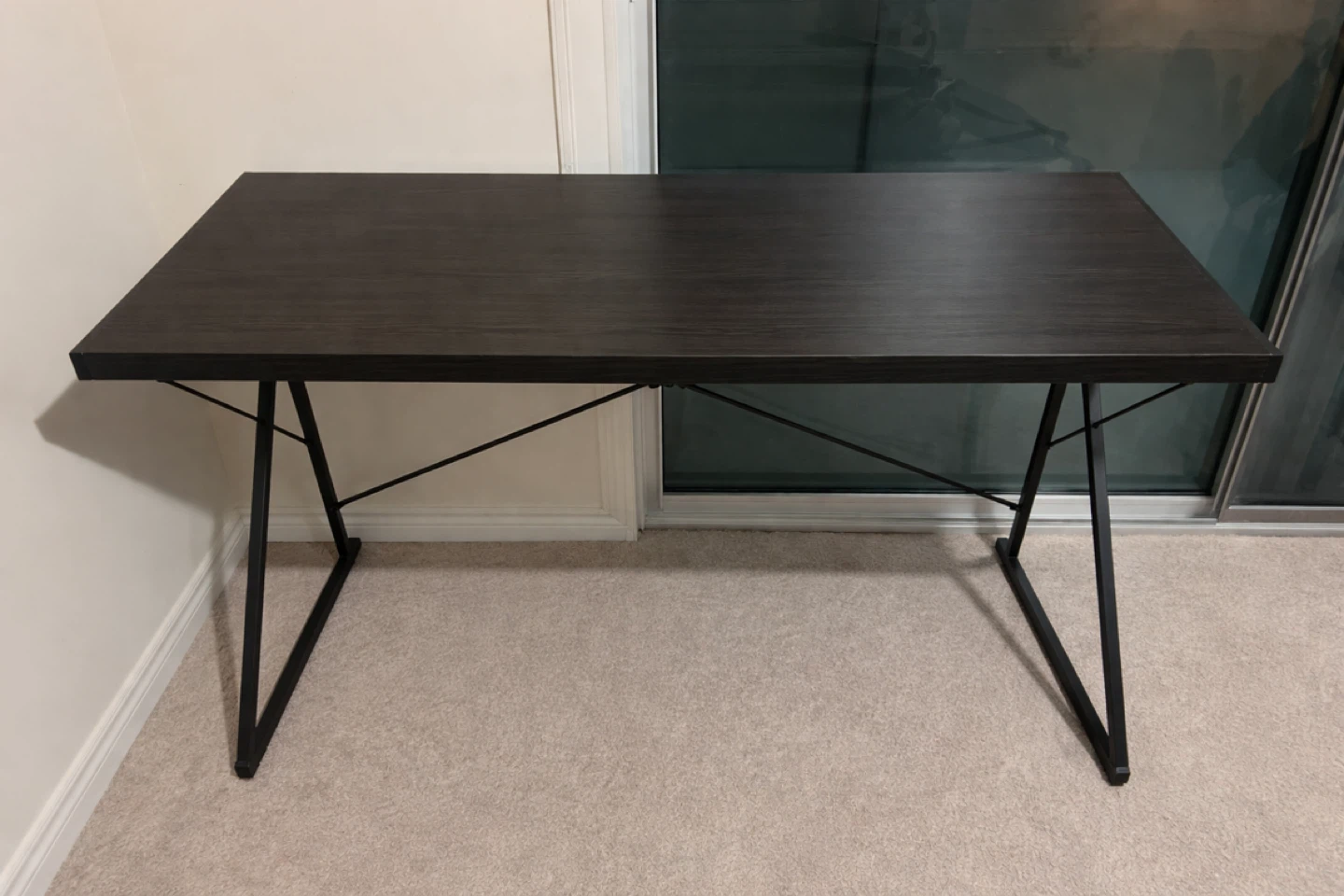 Modern Black Office / Study Table – Sturdy & Minimal Design