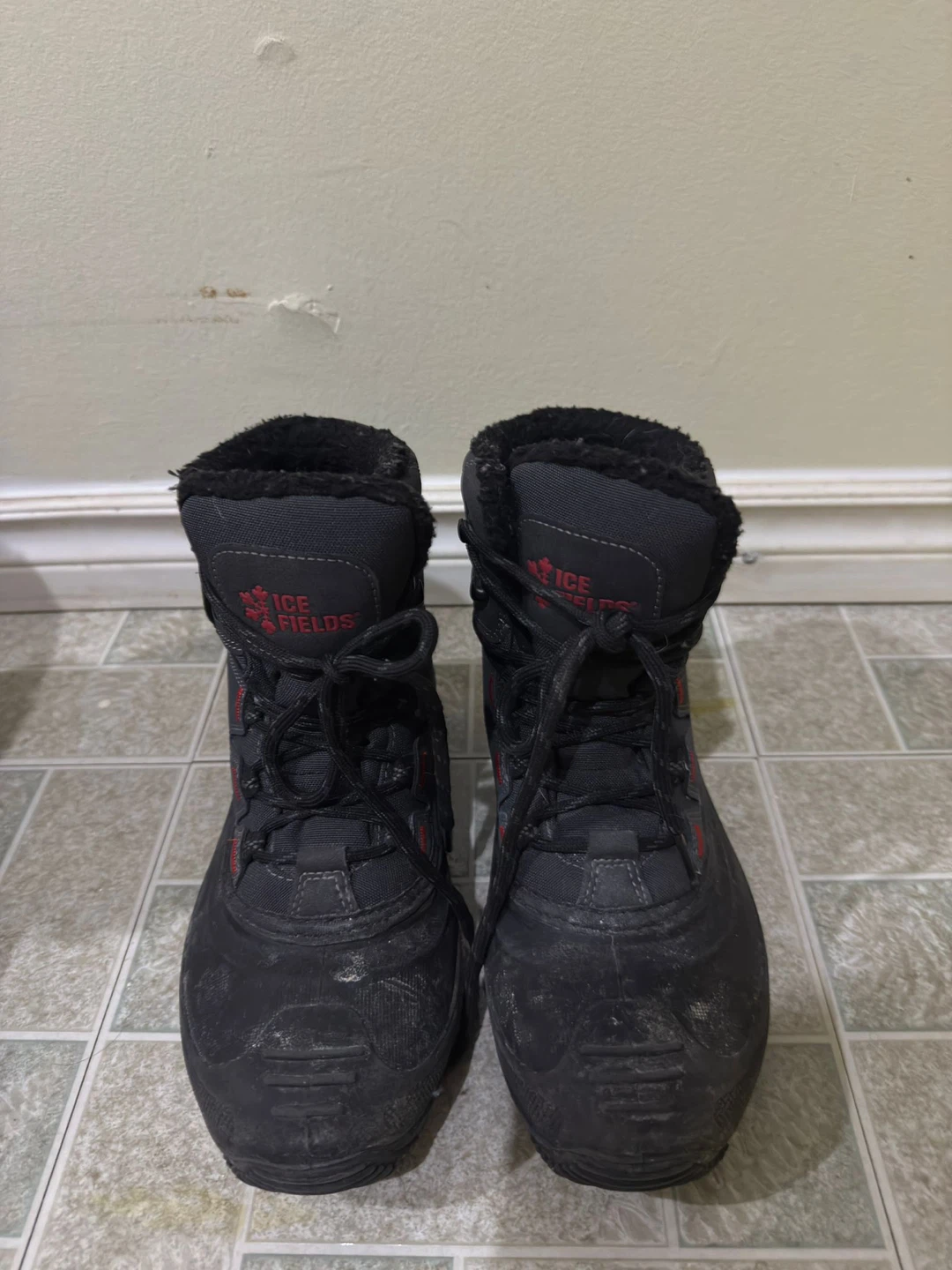 Winter Boots - Size 7 - photo 2