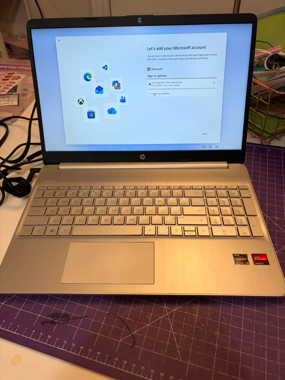 Laptop hp 16gb ram and 512 gb ssd