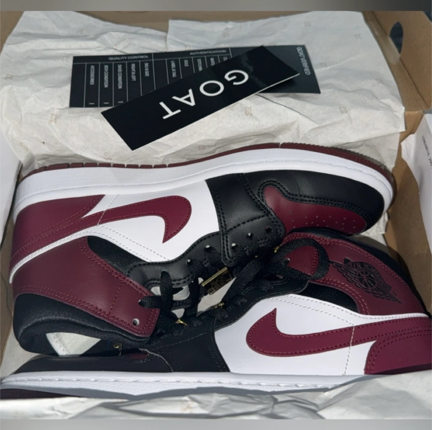 Air Jordan 1 Mid Beetroot (Women’s) - photo 2