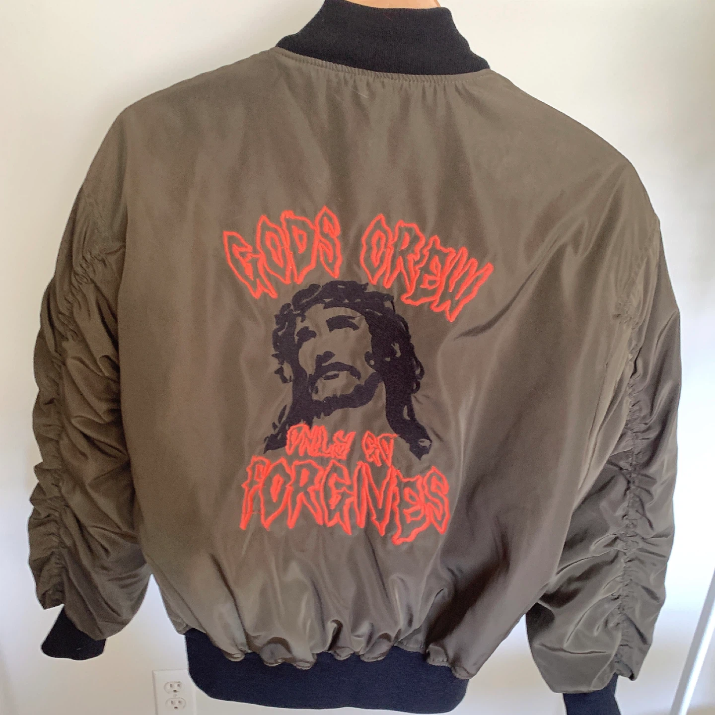 Reversible Bomber Jacket Black/Army Green Size M - photo 5
