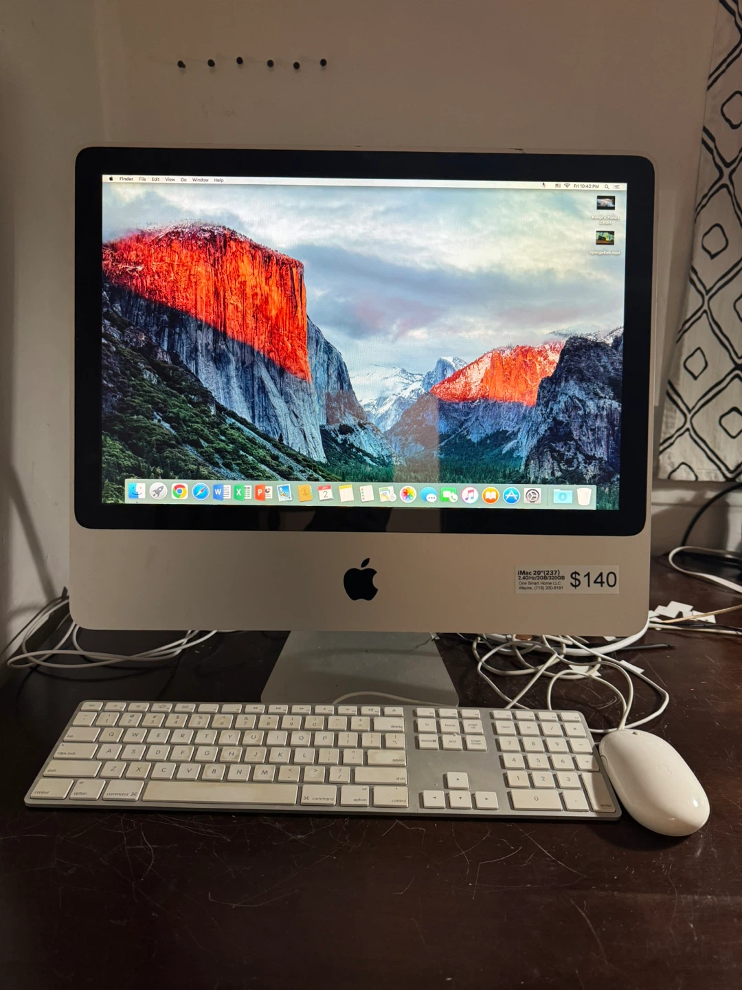 Apple iMac 2.4 GHz Intel Core 2 Duo