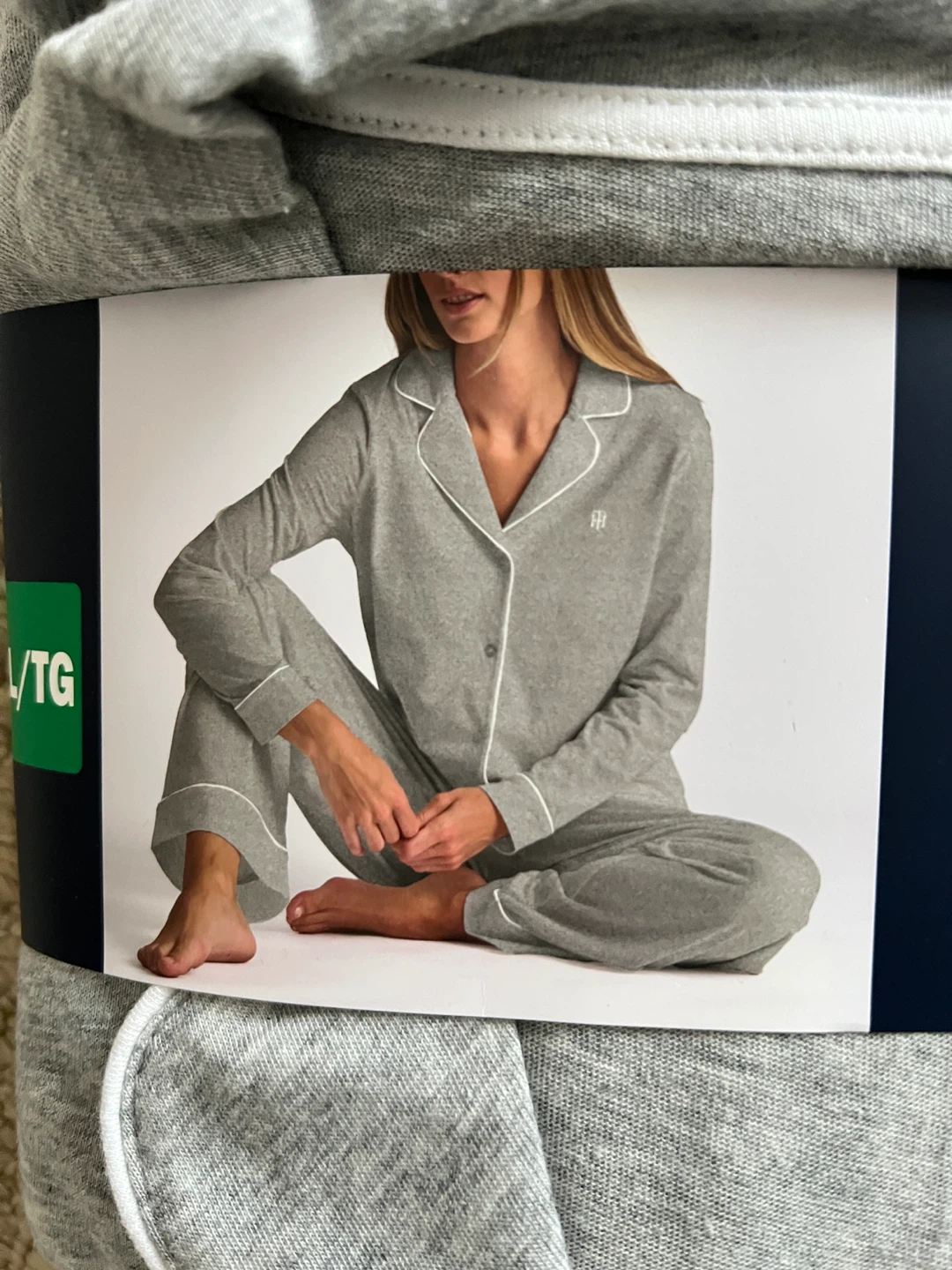 Tommy Hilfiger XL 2-Piece Pajama Set - Grey
