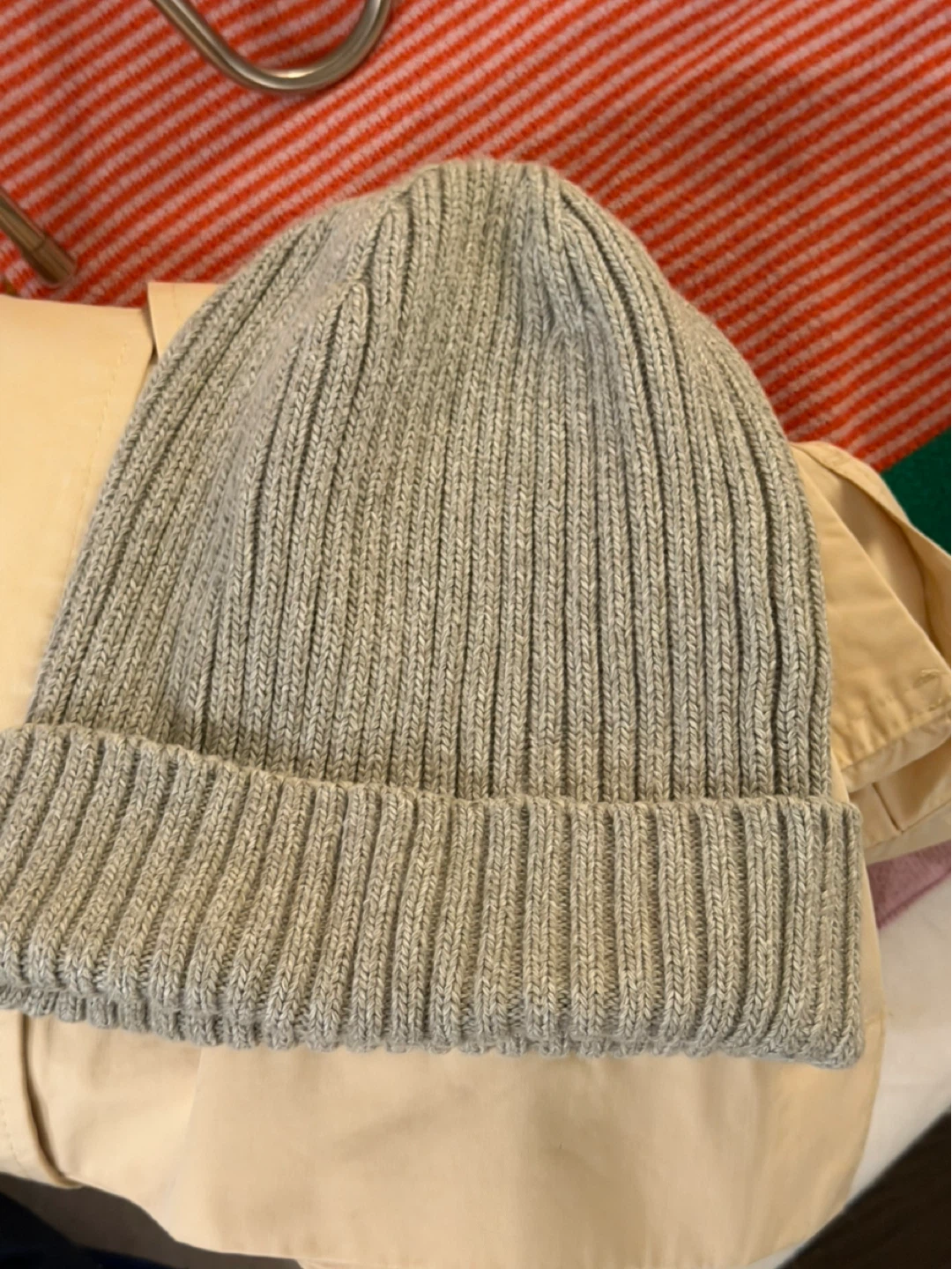 Uniqlo Grey Ribbed Knit Beanie - One Size
