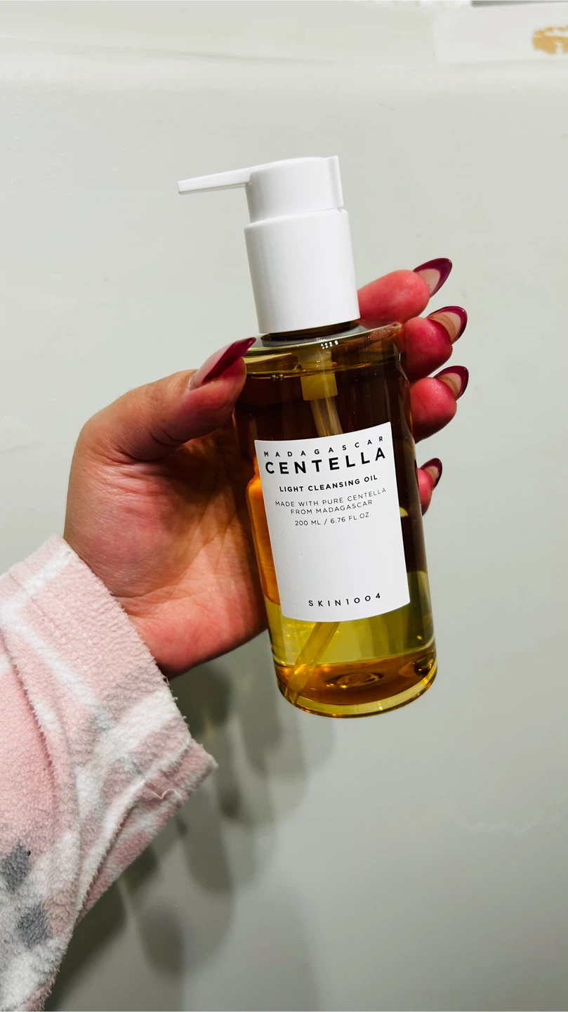 SKIN1004 Madagascar Centella Light Cleansing Oil - photo 3