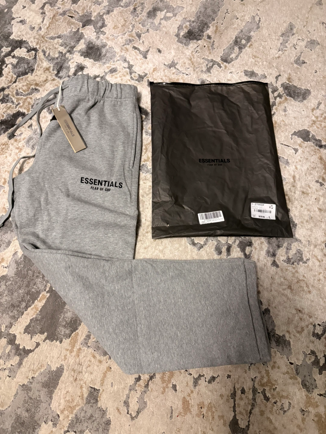 Essentials Fear of God Sweatpants - Size L
