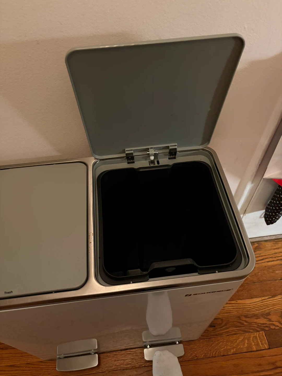 SONGMICS 2 x 8-Gallon Trash Can - photo 4