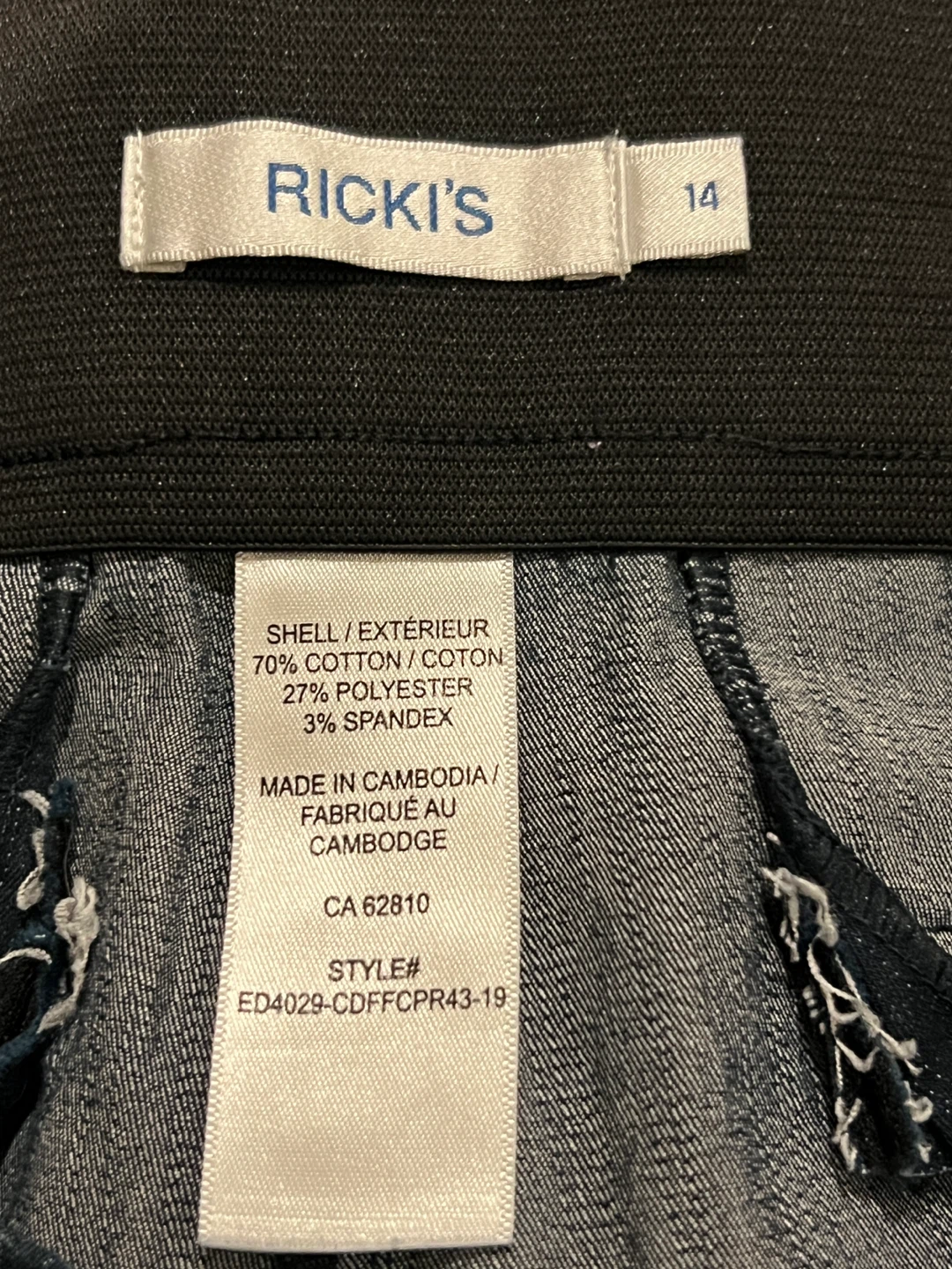 Ricki's Blue Jean Capri Pants - Size 14 - photo 3