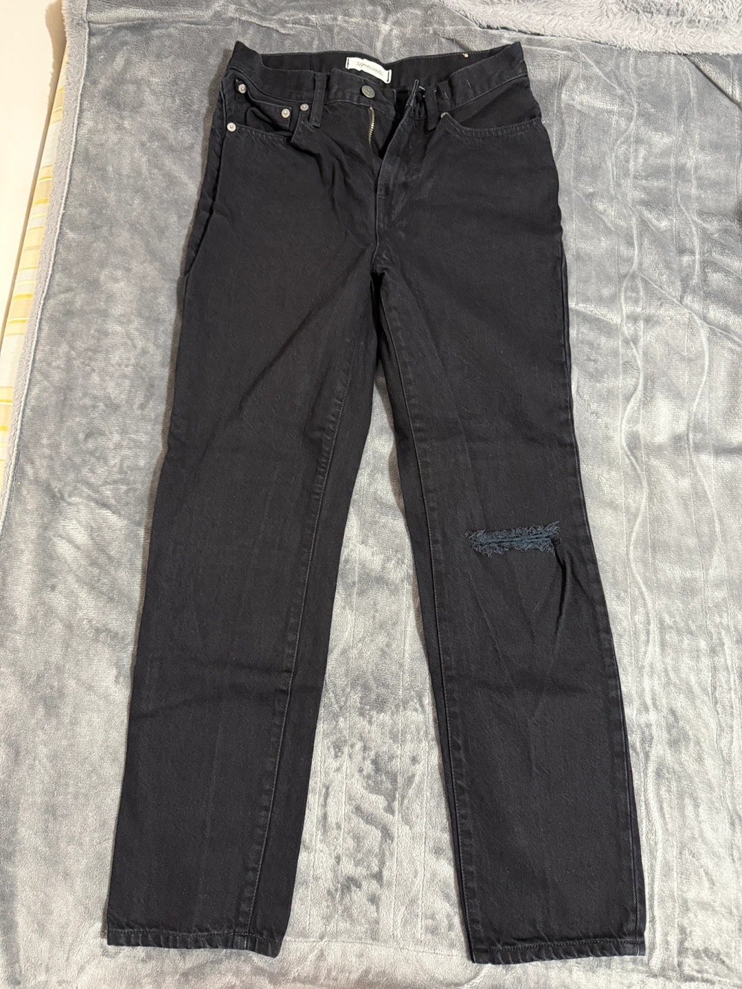 Assorted Women's Dresses and Jeans - photo 5