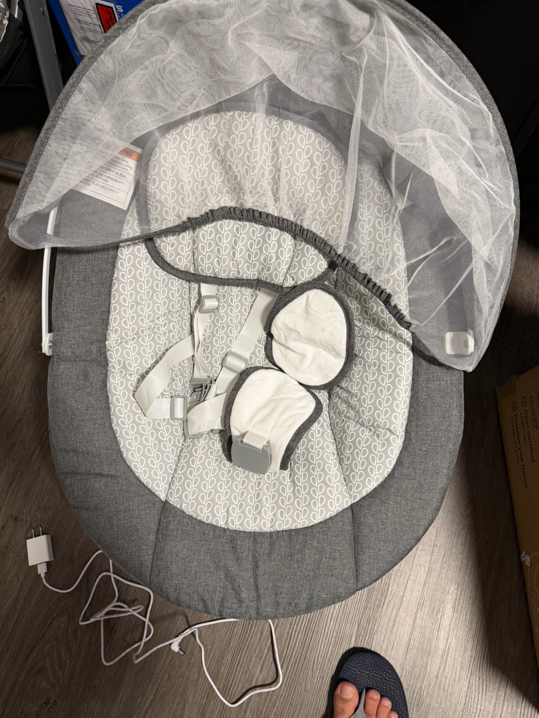 Baby Swing - Never Used - photo 3