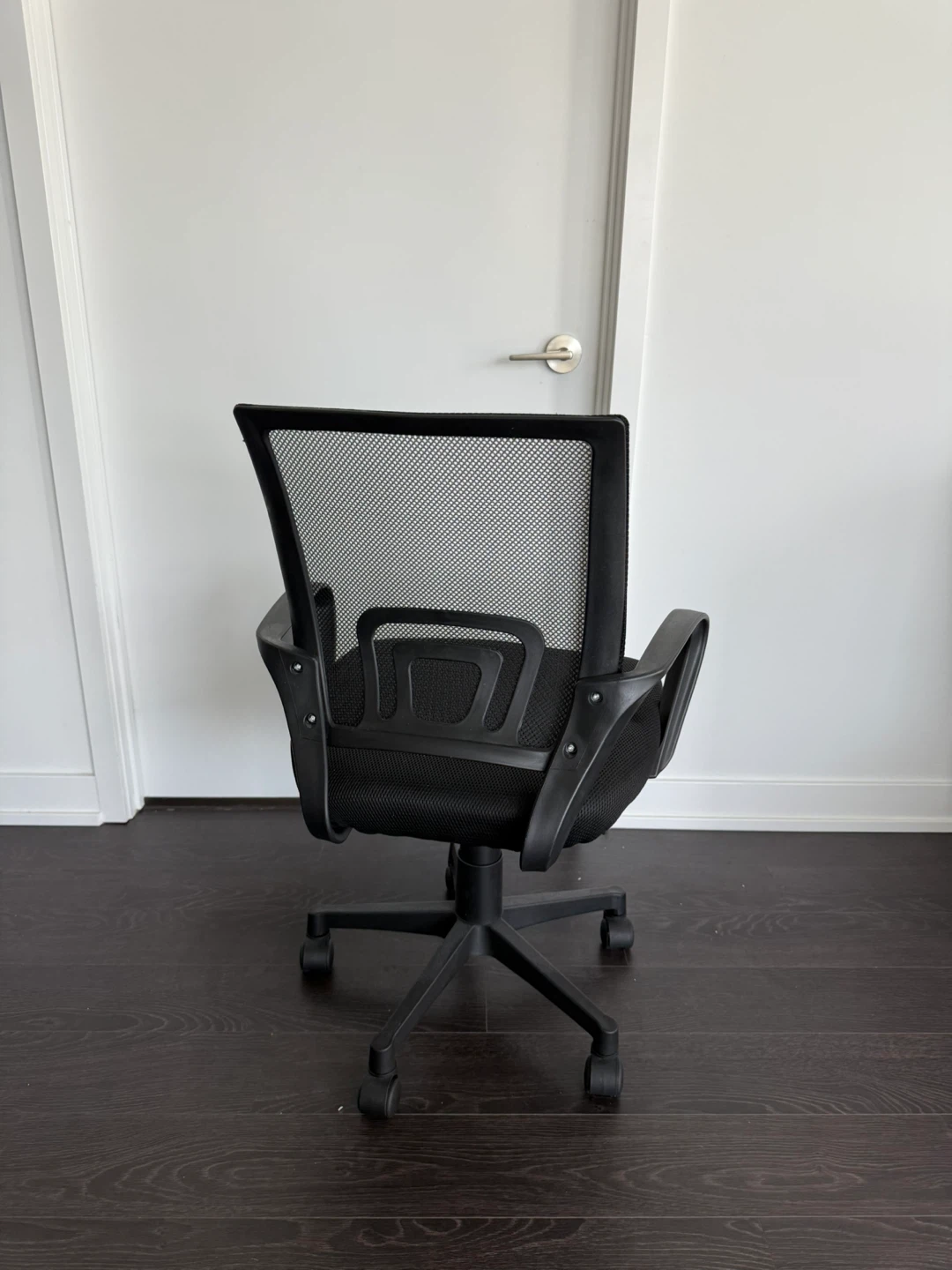 Black Mesh Office Chair