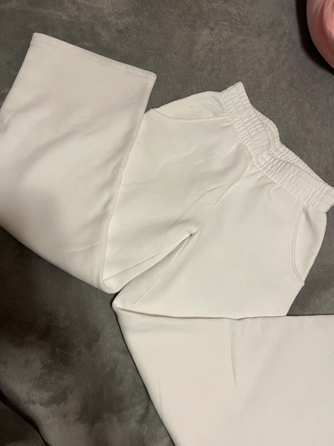 Sweatpants bundle including Aritzia - photo 2