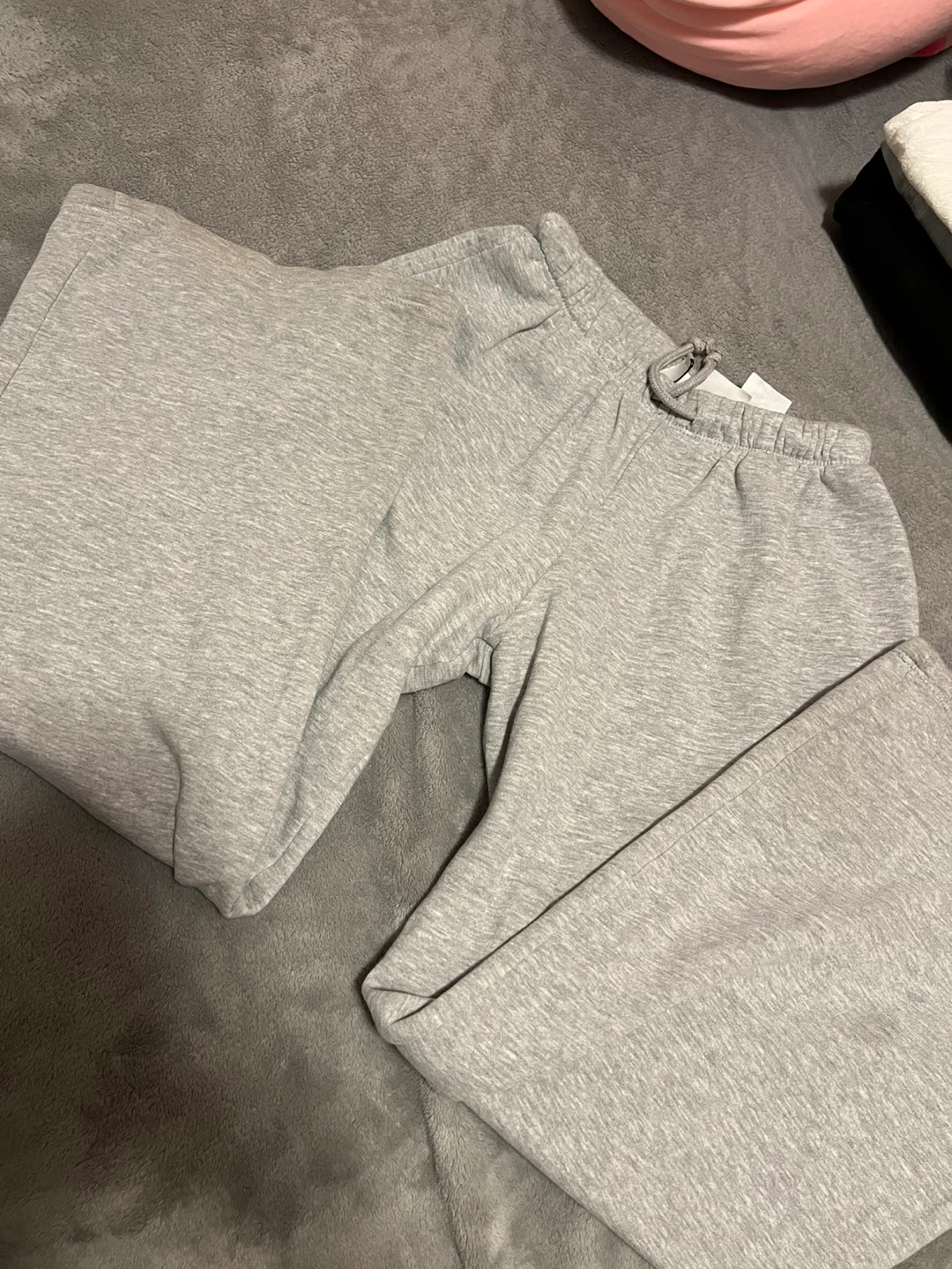 Sweatpants bundle including Aritzia - photo 4